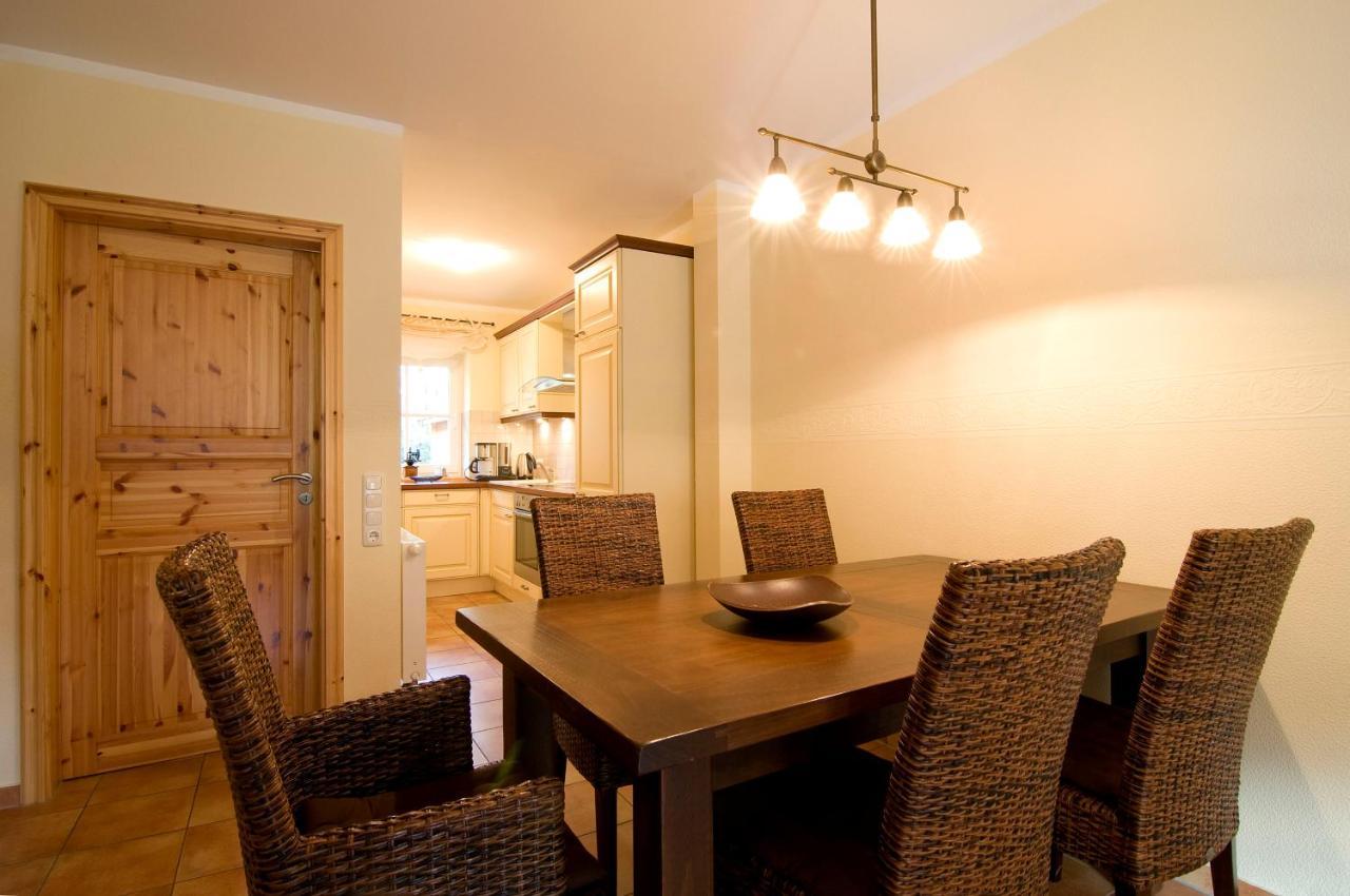 Ferienhaus Zander Mit Sauna Born Bagian luar foto