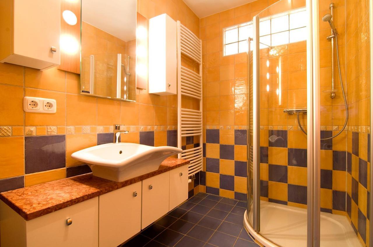 Ferienhaus Zander Mit Sauna Born Bagian luar foto